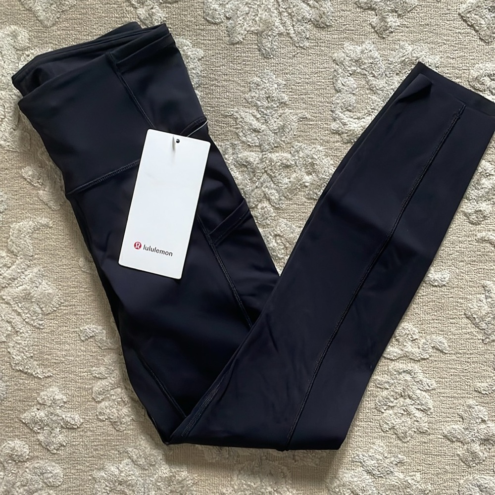 New with Tags, lululemon size 4, fast & free HR 7/8 tights